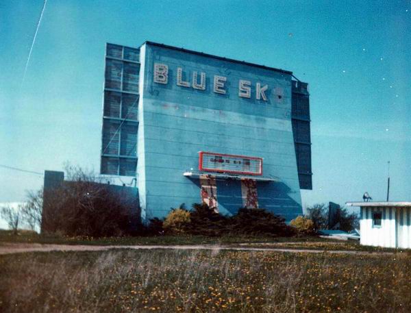 Blue Sky Drive-In Theatre - Fantastic Old Pic From Harry Mohney And Curt Peterson (newer photo)